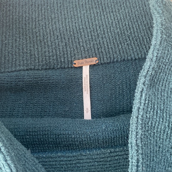 Free people dark green sweater - Picture 2 of 4